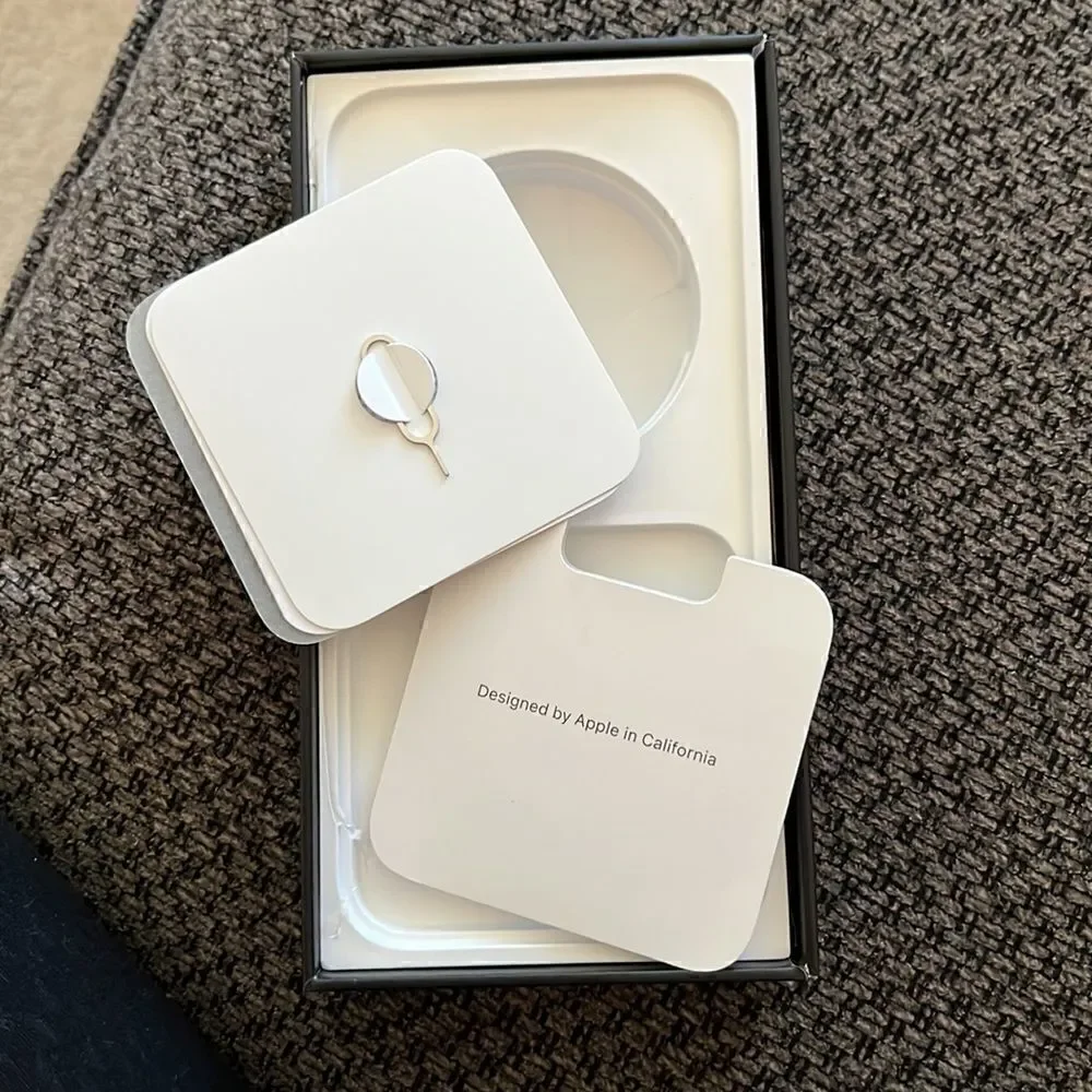 Apple Iphone 13 pro max  box